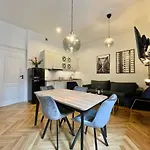 Chili Apartment